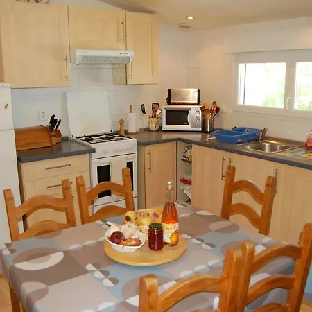 Douce France 82 Bed and breakfast Saint-Nicolas-de-la-Grave