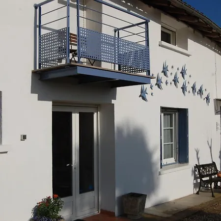 Douce France 82 住宿加早餐酒店 3*