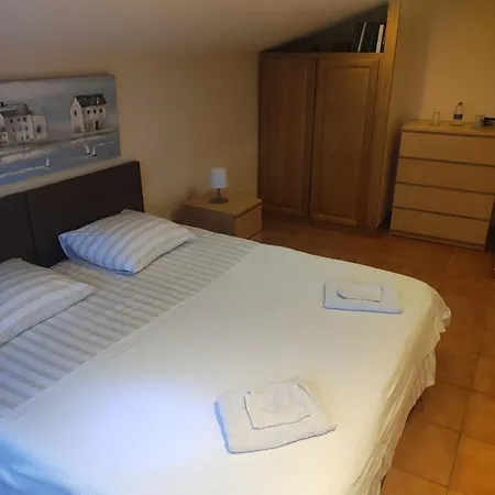 Douce France 82 3* Saint-Nicolas-de-la-Grave